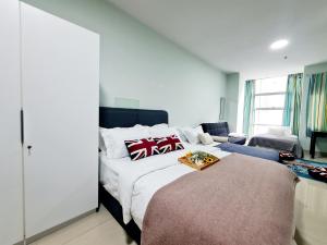 First Subang Courtyard SS15 Subang Jaya SJMC Taylors Nu Empire Subang Parade Sunway Pyramid Lagoon Medical Centre LRT KTM