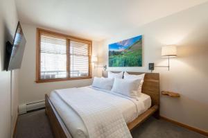 Premium Unit 2308 - 1Br - Zephyr Mountain Lodge condo