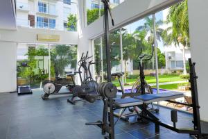 Spacious Apartment with Gym & Pool Cancun