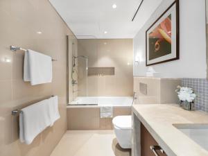 Kensington 1BR Dubai Mall connected
