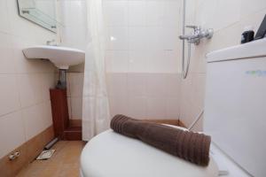 Strategic and Restful 2BR at Bassura City Apartment By Travelio