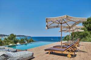 Althea Lavish Estate - Villa & Suite