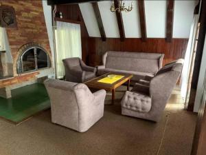 Titova vila - Zlatar