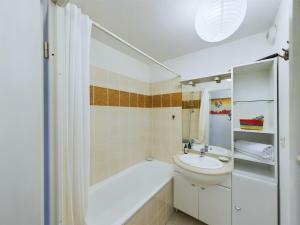 Appartements Pont L-Abbe - Appartement pour 4 avec balcon : photos des chambres