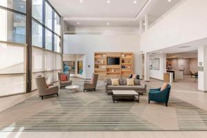 Comfort Inn & Suites Verona at Turning Stone Resort Casino