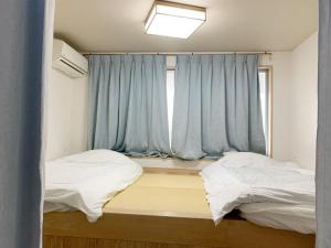 Ikebukuro 11 min walk池袋中心地带#高速无限制网 # 半地下室房间 #1F