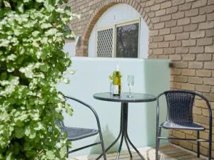 Arlingtons Holiday Accommodation - St Leonards