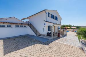 Holiday house in rural Istria with pool and hydromassage 