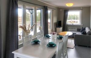 Beautiful Home In Orsa With Wifi