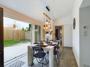 Maisons de vacances Les Sables d-Olonne, maison avec jardin pour 6 : photos des chambres