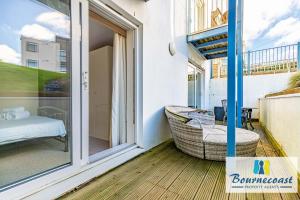 Bournecoast - Modern Apartment by Sandy Beaches - FM9627
