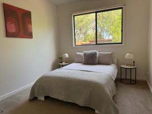 The Beach Haven - 4 bedroom Luxury Rye house Sleeps 12