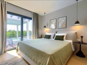 Holiday House with Pool Casa Lavanda 