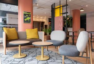 Hotels B&B HOTEL Villefranche-sur-Saone Sud : photos des chambres