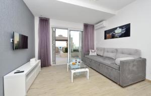 Amazing Apartment In Rogoznica