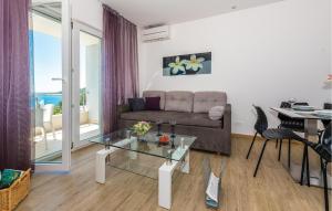 Gorgeous Apartment In Rogoznica With Sauna 