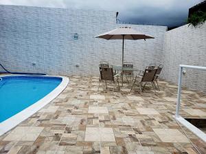 Casa com Piscina Ubatuba 120ms da praia do Sapê