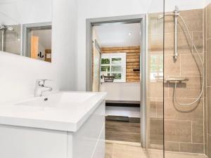 Beautiful Home In Aars W