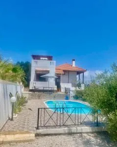 The Olive Grove - Áyios Andhréas