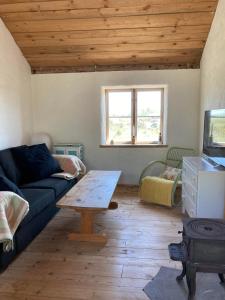 Beautiful Home In Borgholm With 3 Bedrooms, Sauna And Wifi