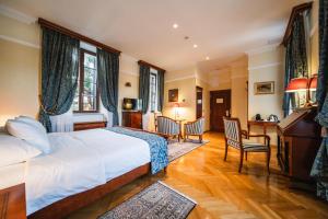 Deluxe Double Room room in Boutique Hotel Kazbek