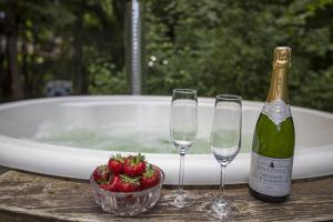 Holiday Home With A Wilderness Bath, Only 100 Meters From The Lovely Beach