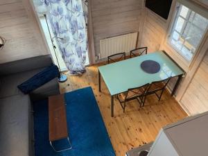 Beautiful Home In Lärbro With 1 Bedrooms