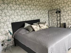 Amazing Home In Degeberga With 3 Bedrooms And Wifi