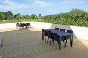 Amazing Home In Rudkøbing With 5 Bedrooms And Wifi