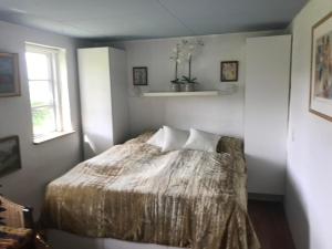 Stunning Home In Messinge With 3 Bedrooms And Wifi