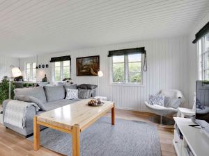 Amazing Home In Kirke Hyllinge With 3 Bedrooms And Wifi
