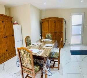 Appartements Spacieux, lumineux et confortable : photos des chambres