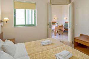 Superior Apartment with Balcony room in John Mary Apartments