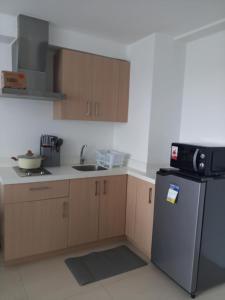 The Residences of Commonwealth by Century