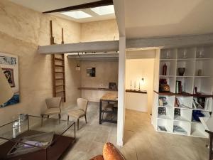 La casa dell arte Arles centre