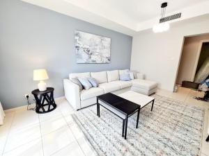 Relaxing Villa with Private Pool in The Springs - sleeps 5