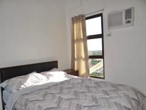 The Cozy Room with Pool Access Studio Unit 1BR