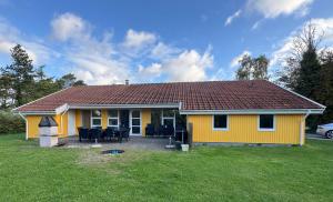 Wonderful, Large Pool Holiday Home, Close To Marielyst Beach