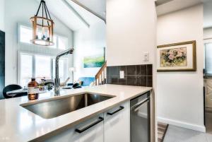 Amazing Lake Mountain View 5min to Tremblant (6)