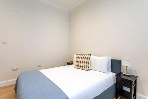 Modern Bayswater Flat