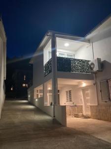 Apartment in Jelsa with terrace, air conditioning, Wi-Fi 4440-3