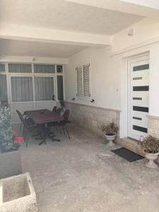 Apartment in Jelsa with terrace, air conditioning, Wi-Fi 4440-3