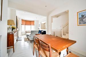 GuestReady - Family retreat in Battersea