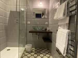 Appartements La Villa Beaupeyrat - Apparthotels de charme dans batisse de caractere a 400m du coeur de ville de Limoges : photos des chambres