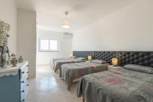 Villa Palm Grande - Huge house 7 bedroom sleeps 31 Heat pool Jacuzzi Sauna Pool table T Tennis