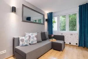 Jasny Apartament blisko TAURON Arena Kraków by Noclegi Renters - Rakowice