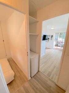 T2 avec piscine proche des Sablettes avec parking