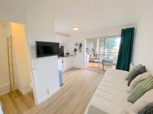 T2 avec piscine proche des Sablettes avec parking