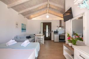 The Little White House