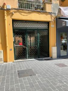 Welcome ! Entre colline du Château et le port